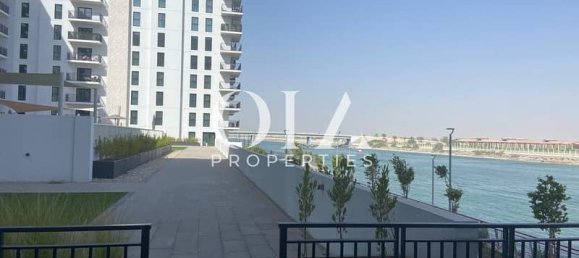 3 bedrooms Apartment in Yas Island, UAE No. 17348 4