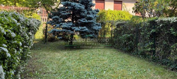 Villa de 2 dormitorios en Seregno, Italy No. 338802 3