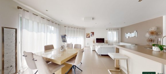 2 bedrooms House in Beville-le-Comte, France No. 221699 2