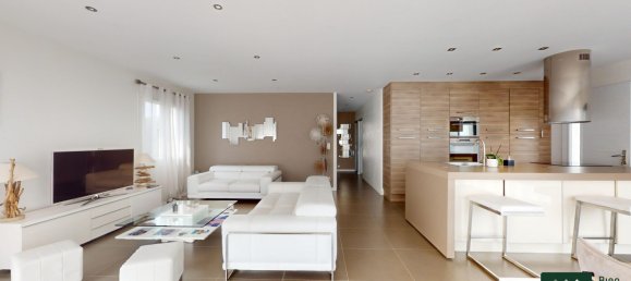 2 bedrooms House in Beville-le-Comte, France No. 221699 22