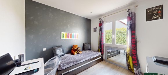 2 bedrooms House in Beville-le-Comte, France No. 221699 24