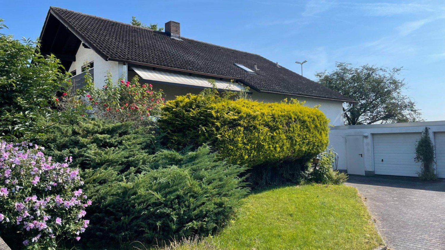 4 bedrooms House in Wiesbaden, Germany No. 23777