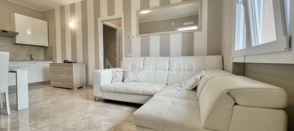 Apartamento de 3 divisões em Desenzano del Garda, Italy N.º 373102 3