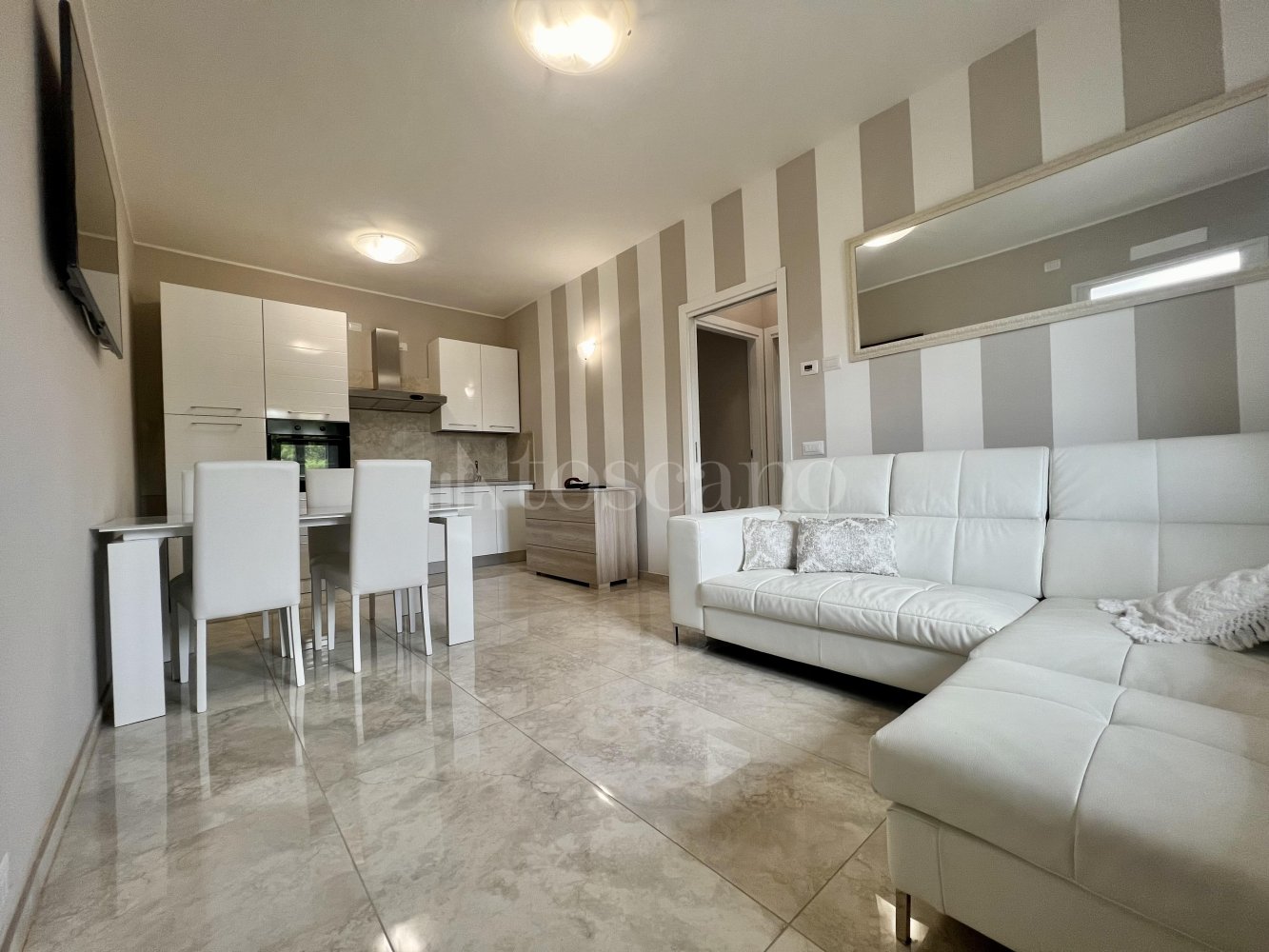 Apartamento de 3 divisões em Desenzano del Garda, Italy N.º 373102