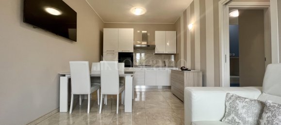 Apartamento de 3 divisões em Desenzano del Garda, Italy N.º 373102 4