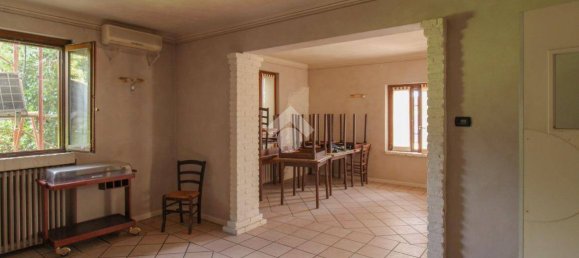 2 rooms Commercial property in Castrezzato, Italy No. 233478 16