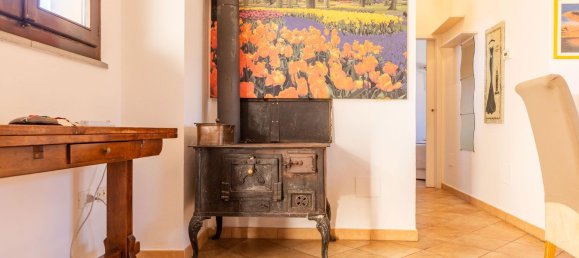 Квартира с 2 комнатами в Масса Мариттима, Италия № 189466 10