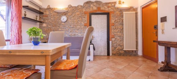 Квартира с 2 комнатами в Масса Мариттима, Италия № 189466 11