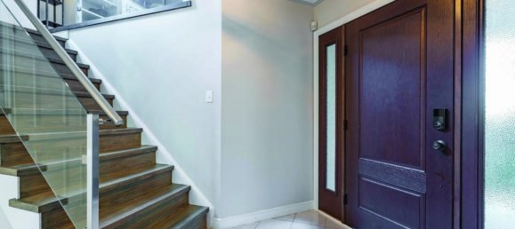 4 bedrooms House in Oakville, Canada No. 339 5