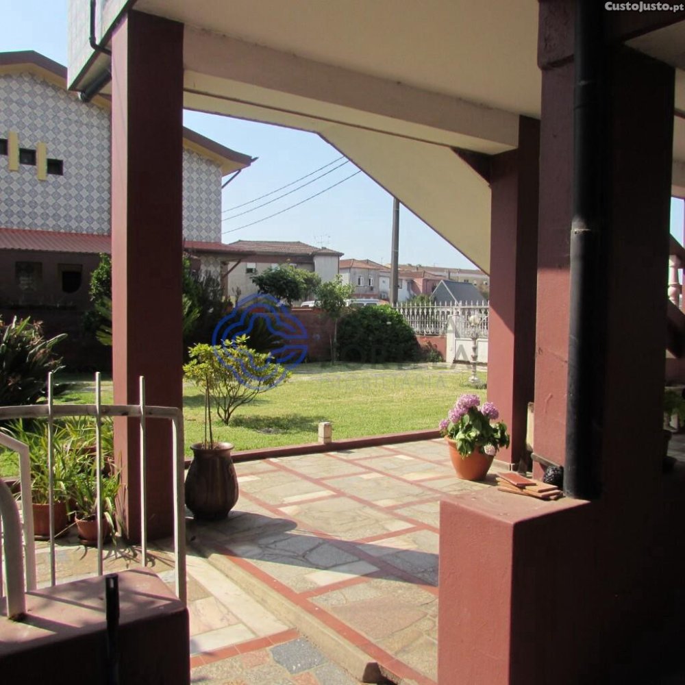 4 bedrooms House in Ermesinde, Portugal No. 217789