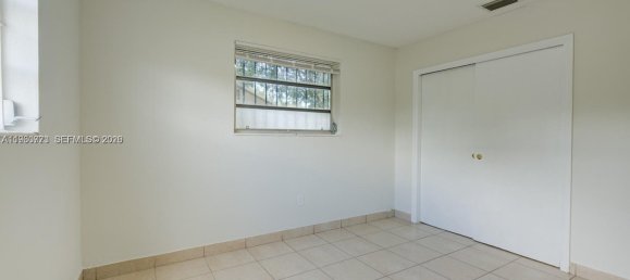 2 Schlafzimmer Villa in Miami, USA, Nr. 614376 8