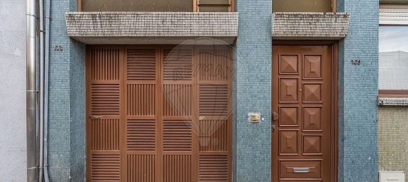 4 bedrooms House in Porto, Portugal No. 176710 3