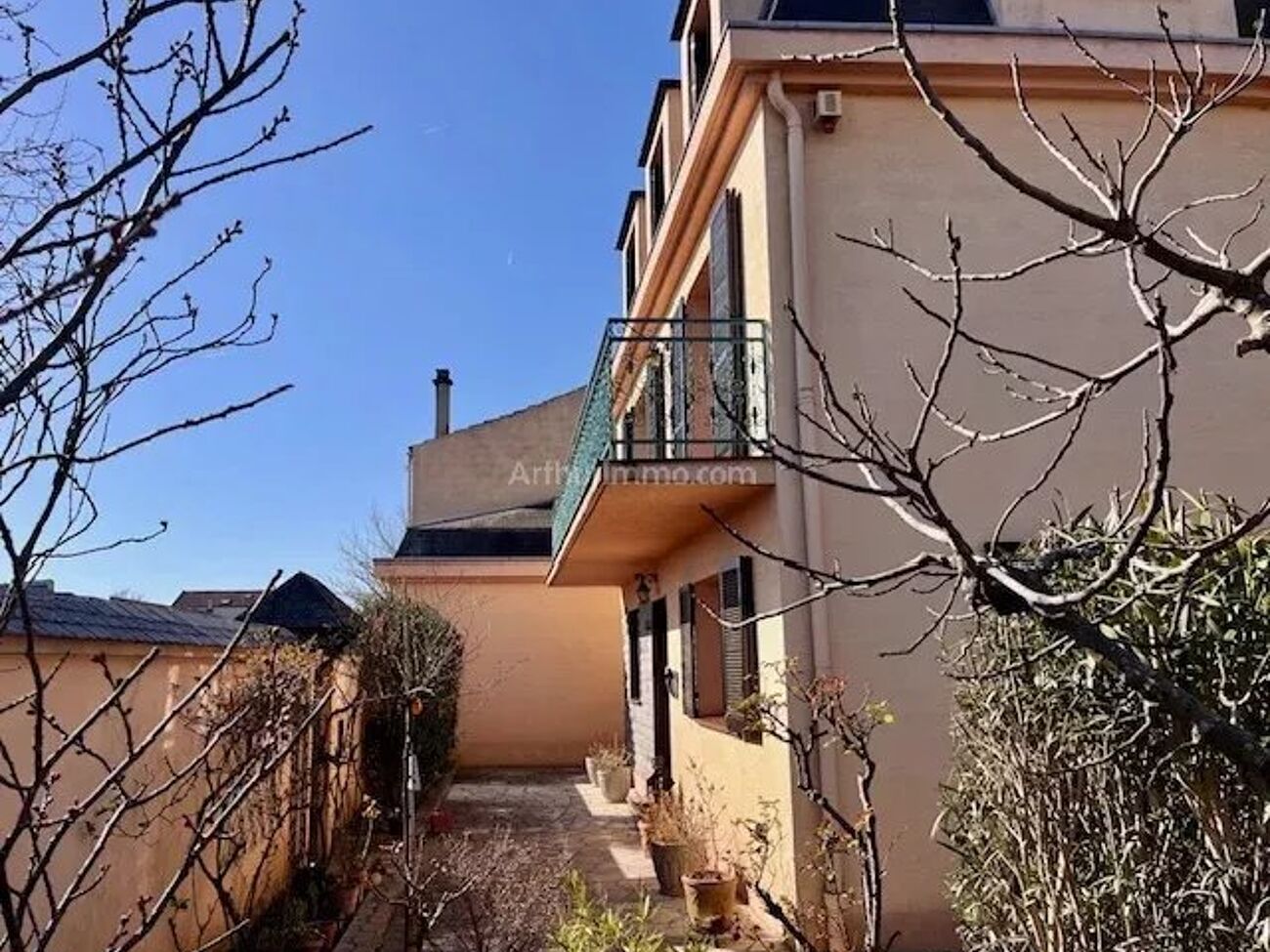 6 bedrooms House in Joinville-le-Pont, France No. 138440