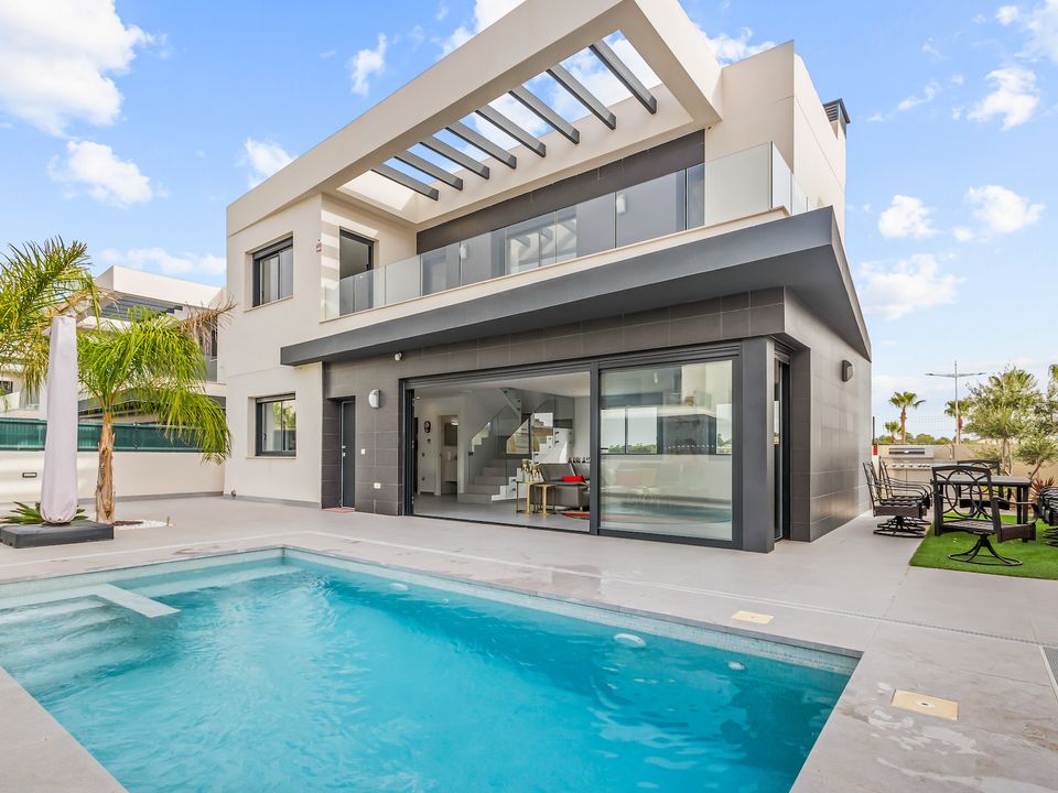 3 bedrooms Villa in Algorfa, Spain No. 223035