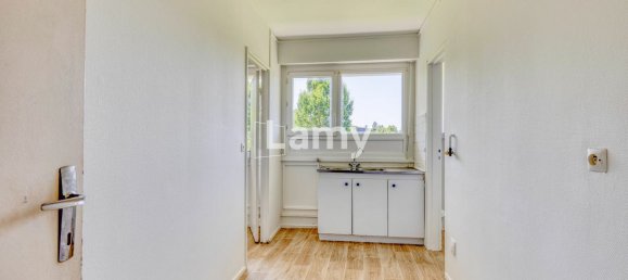 Квартира с 4 комнатами в Лормон, Франция № 279357 10