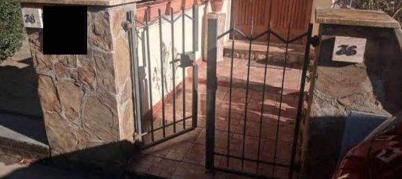 3 rooms Apartment in Bagno a Ripoli, Italy No. 190682 2