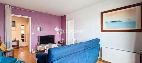 1 bedroom Apartment in Saint-Cyr-l'Ecole, France No. 161811 2