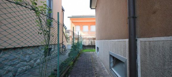 3غرفة فيلا في Monza, Italy رقم 54845 17