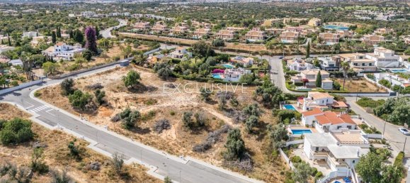 2140m² Land in Lagoa, Portugal No. 117959 2