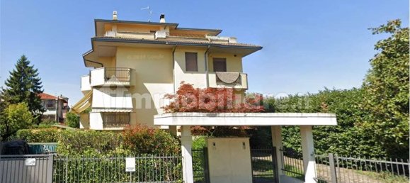 Квартира с 4 спальнями в Романо ди Ломбардия, Италия № 291734 12