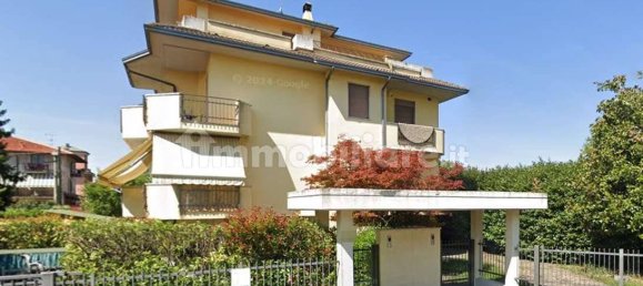 Квартира с 4 спальнями в Романо ди Ломбардия, Италия № 291734 11