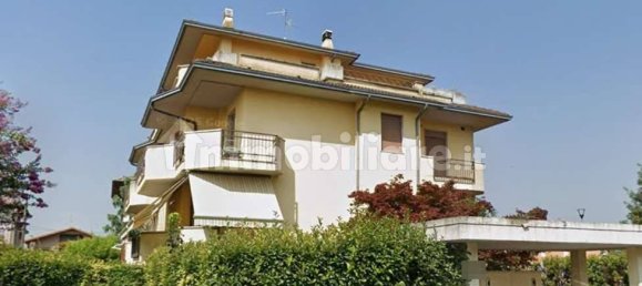 Квартира с 4 спальнями в Романо ди Ломбардия, Италия № 291734 13