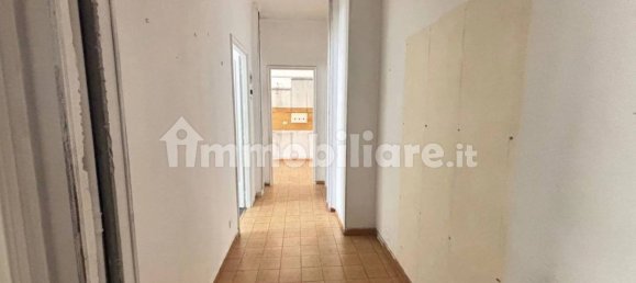 Apartamento T2 em Turin, Italy N.º 330703 4