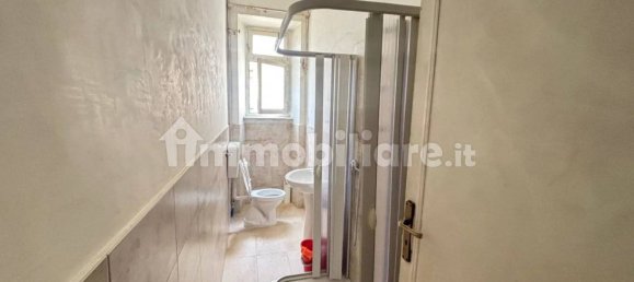 Apartamento T2 em Turin, Italy N.º 330703 11