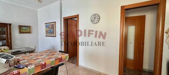 Apartamento de 4 habitaciónes en Modugno, Italy No. 133374 14