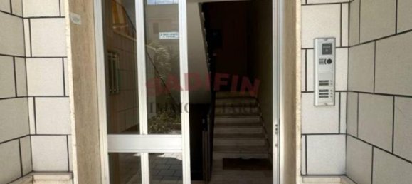 Apartamento de 4 habitaciónes en Modugno, Italy No. 133374 4