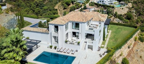 5 غرف نوم فيلا في El Madronal, Spain رقم 32060 30