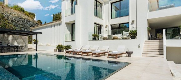 5 bedrooms Villa in El Madronal, Spain No. 32060 45