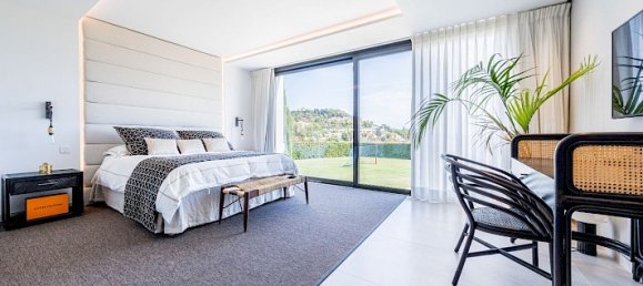 5 غرف نوم فيلا في El Madronal, Spain رقم 32060 21