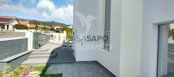 3 bedrooms House in Calheta, Portugal No. 115178 12