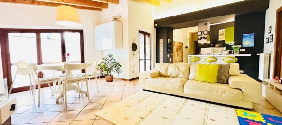 3-Zimmer Wohnung in Brivio, Italy, Nr. 160140 2