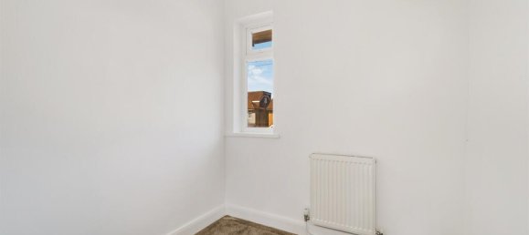 4 bedrooms House in Feltham, United Kingdom No. 9806 22