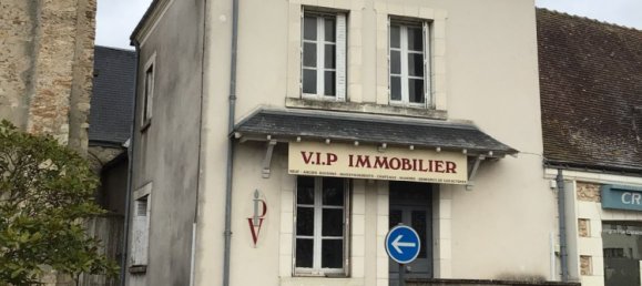 Apartamento de 3 dormitorios en Veigne, France No. 89766 2