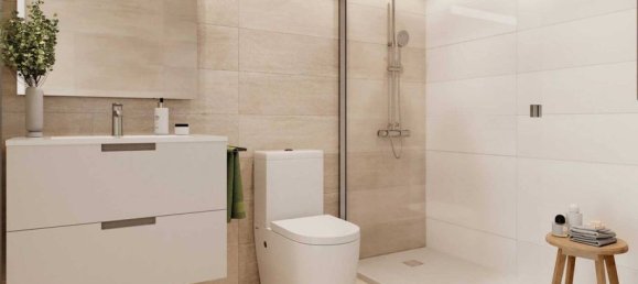 4 bedrooms Apartment in Estepona, Spain No. 261913 4