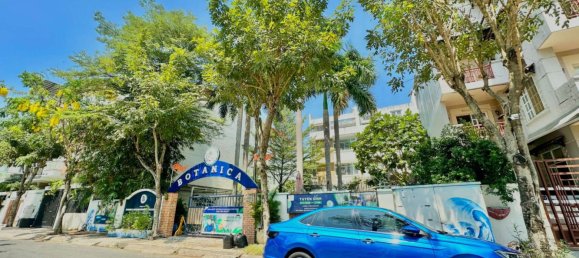 756m² Villa in District 7, Vietnam No. 15735 2