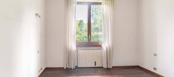 9-salle Villa à Albiolo, Italy No. 71589 20