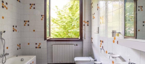 9-salle Villa à Albiolo, Italy No. 71589 27