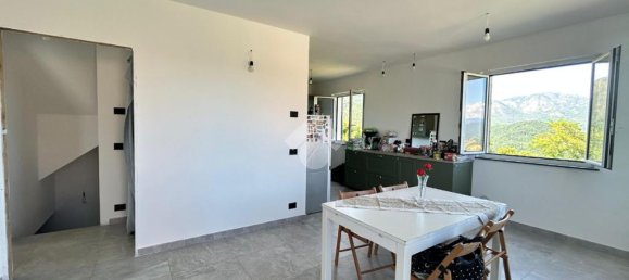 2 bedrooms Villa in Ceranesi, Italy No. 305620 10