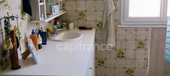 Casa de 3 dormitorios en Droue, France No. 77698 9