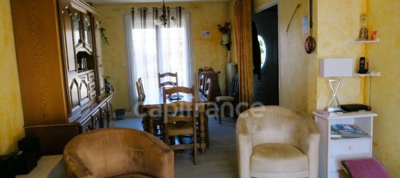 Casa de 3 dormitorios en Droue, France No. 77698 3