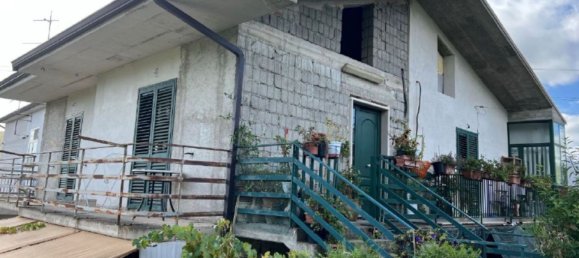 7-Zimmer Wohnung in Baragiano, Italy, Nr. 41558 2