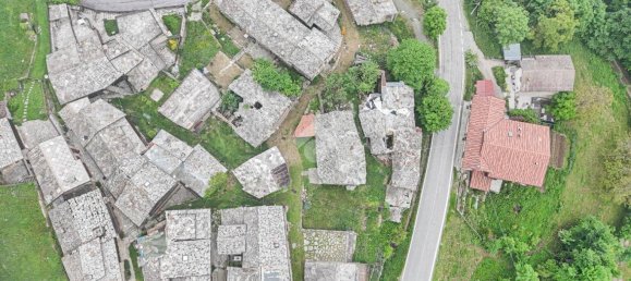 4 bedrooms House in Paesana, Italy No. 56179 11