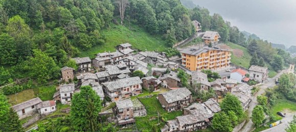 4 bedrooms House in Paesana, Italy No. 56179 8