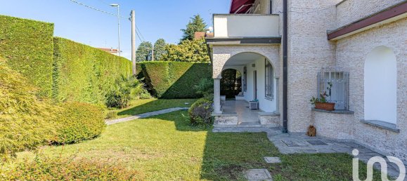 6 Schlafzimmer Villa in Casnate con Bernate, Italy, Nr. 362316 12