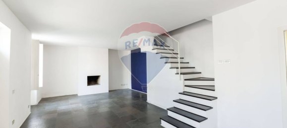 4 bedrooms House in Brescia, Italy No. 329055 8