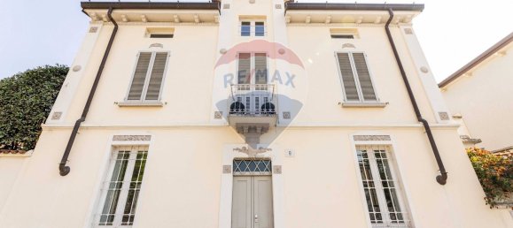 4 bedrooms House in Brescia, Italy No. 329055 2